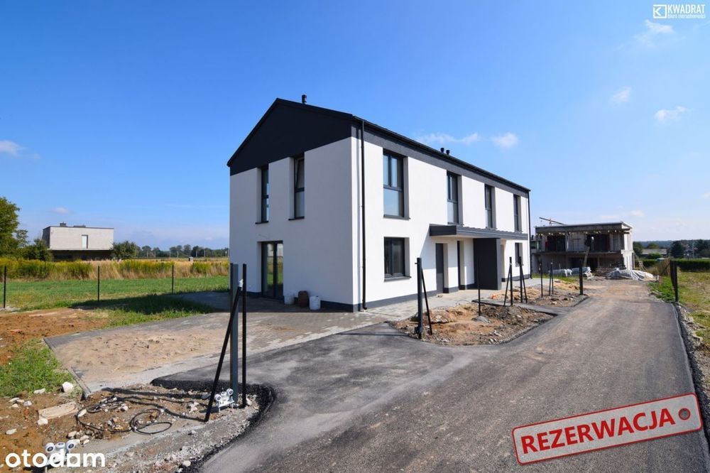 Zemborzyce/ połowa bliźniaka/ gotowy do wykończeni
