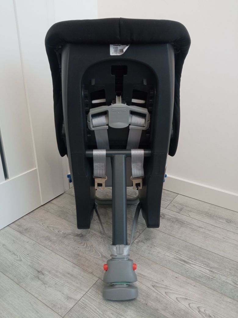 Britax Römer Max-Way 9-25kg + lusterko - Jak Nowy