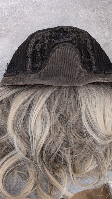 Перука парик блонд хвилястий омбре