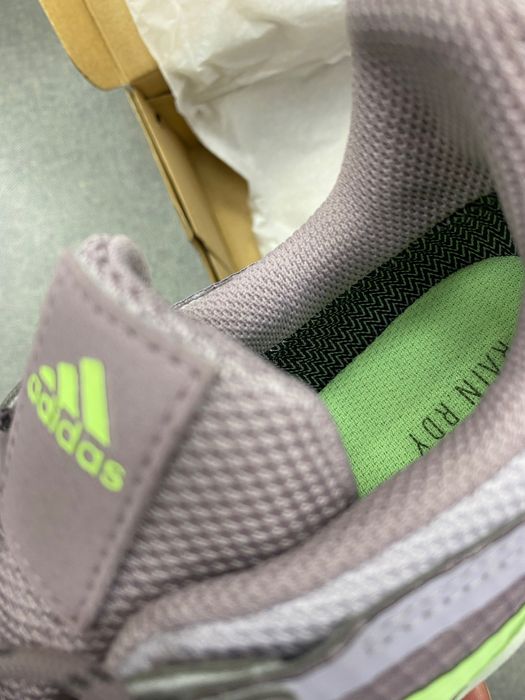 Оригінальні кросівки Adidas непромокаючі RAIN.RDY