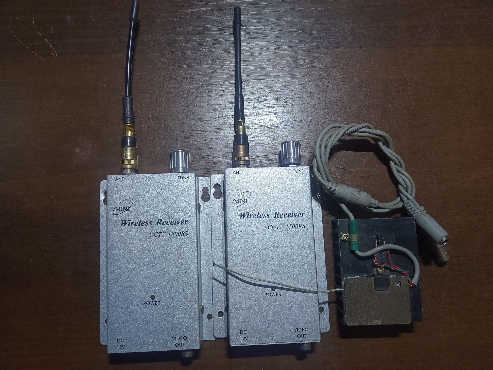 Передатчик и два приемника CCTV - 1500RS