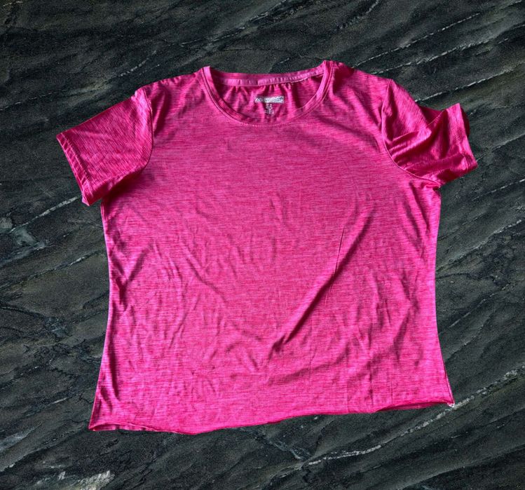 Sportowa damska koszulka treningowa – intensywny róż, rozmiar XL