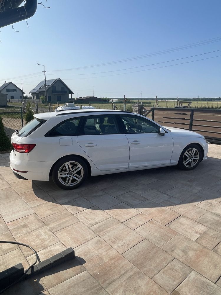 Audi A4 2.0 150 KM