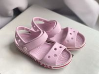 Crocs c9 rozm 25-26 sandaly dzieciece rozowe