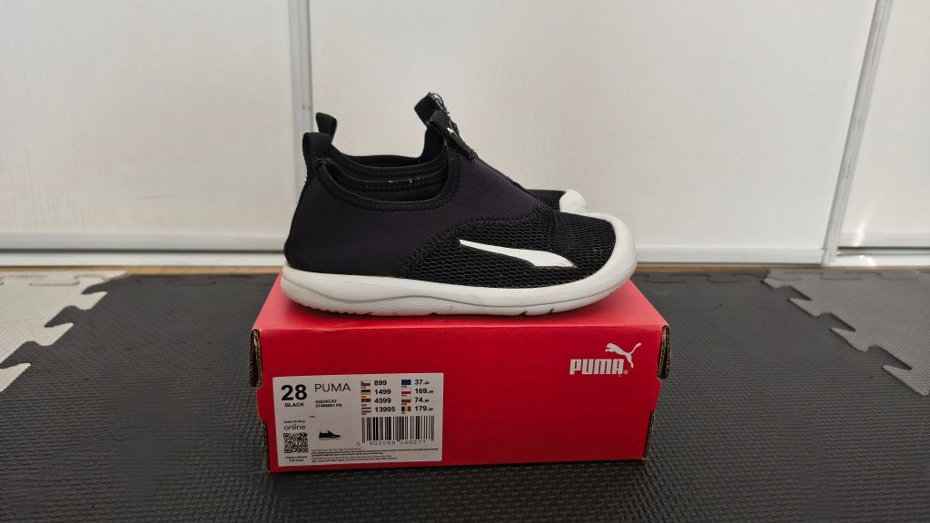 Czarne przewiewne wsuwane adidasy Puma aqua cat rozmiar 28