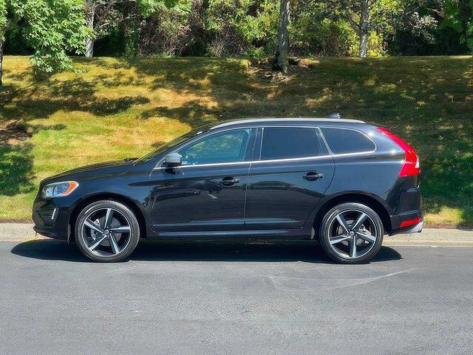 Volvo XC60 T6 R-Design Platinum      2015