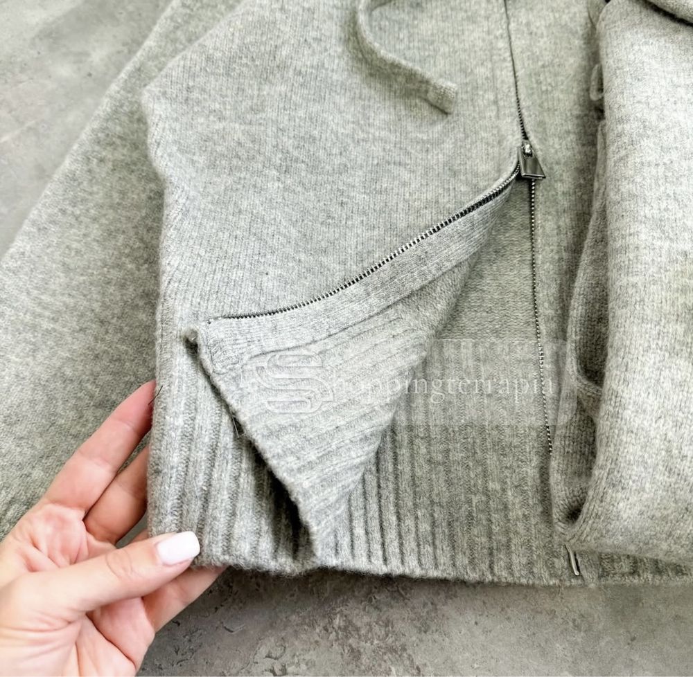 Zara сіра кофта с