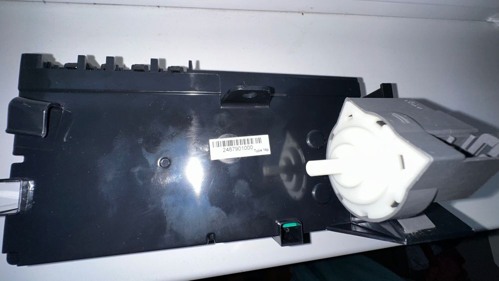 Beko HTV7742XW Moduł sterujący.