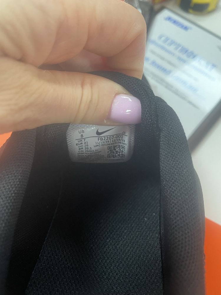 Кросівки Nike REVOLUTION 7 fb2207-005 FB2207-001 кроссовки