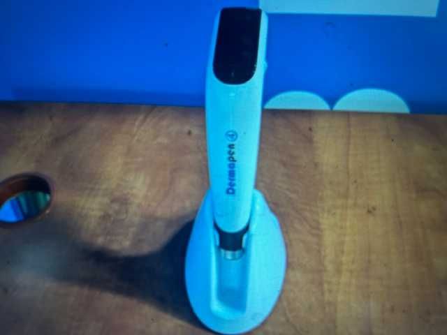 DERMAPEN 4  urzadzenie do nakluwania skory