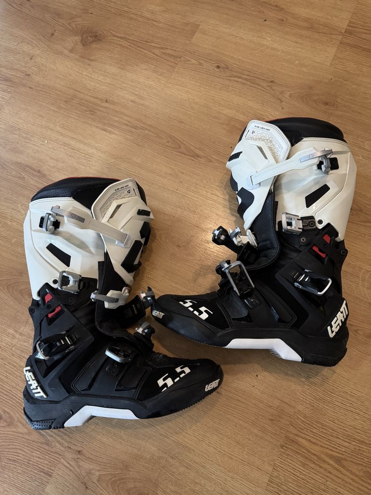Buty na motor leatt gpx 5.5 flexlock