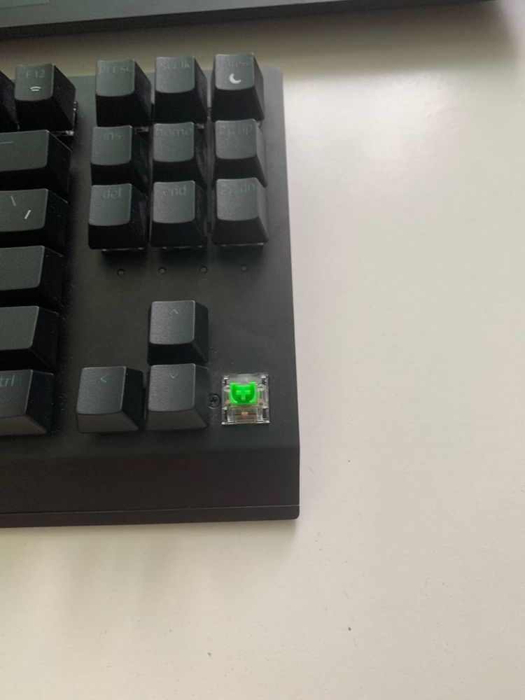 Клавіатура Razer Blackwidow v3