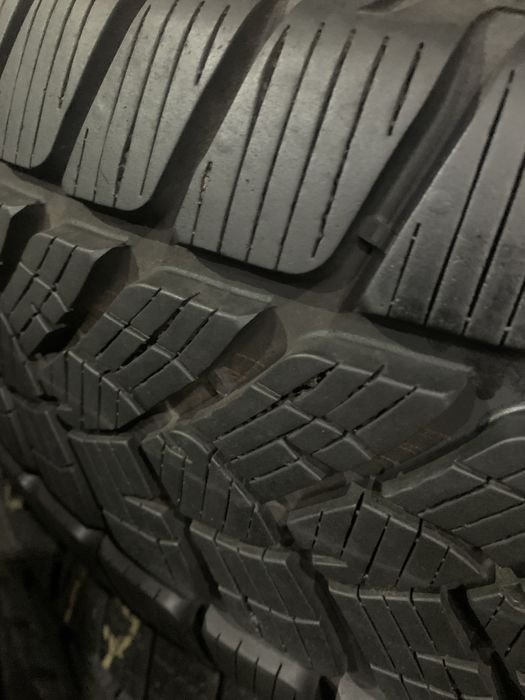 Шини б/у зима 215/60 R17 Fulfa Cristall Control HP2