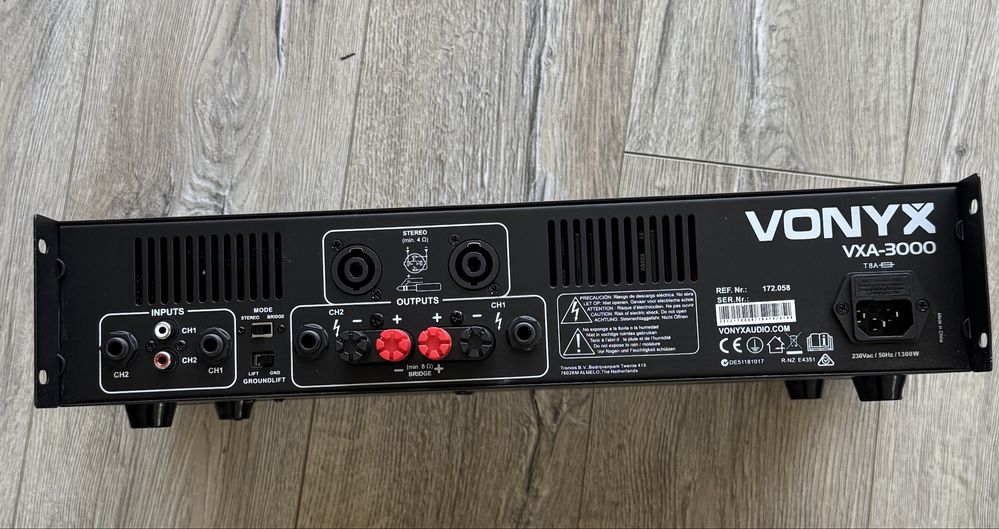 Końcówka mocy, wzmacniacz Vonyx VXA3000