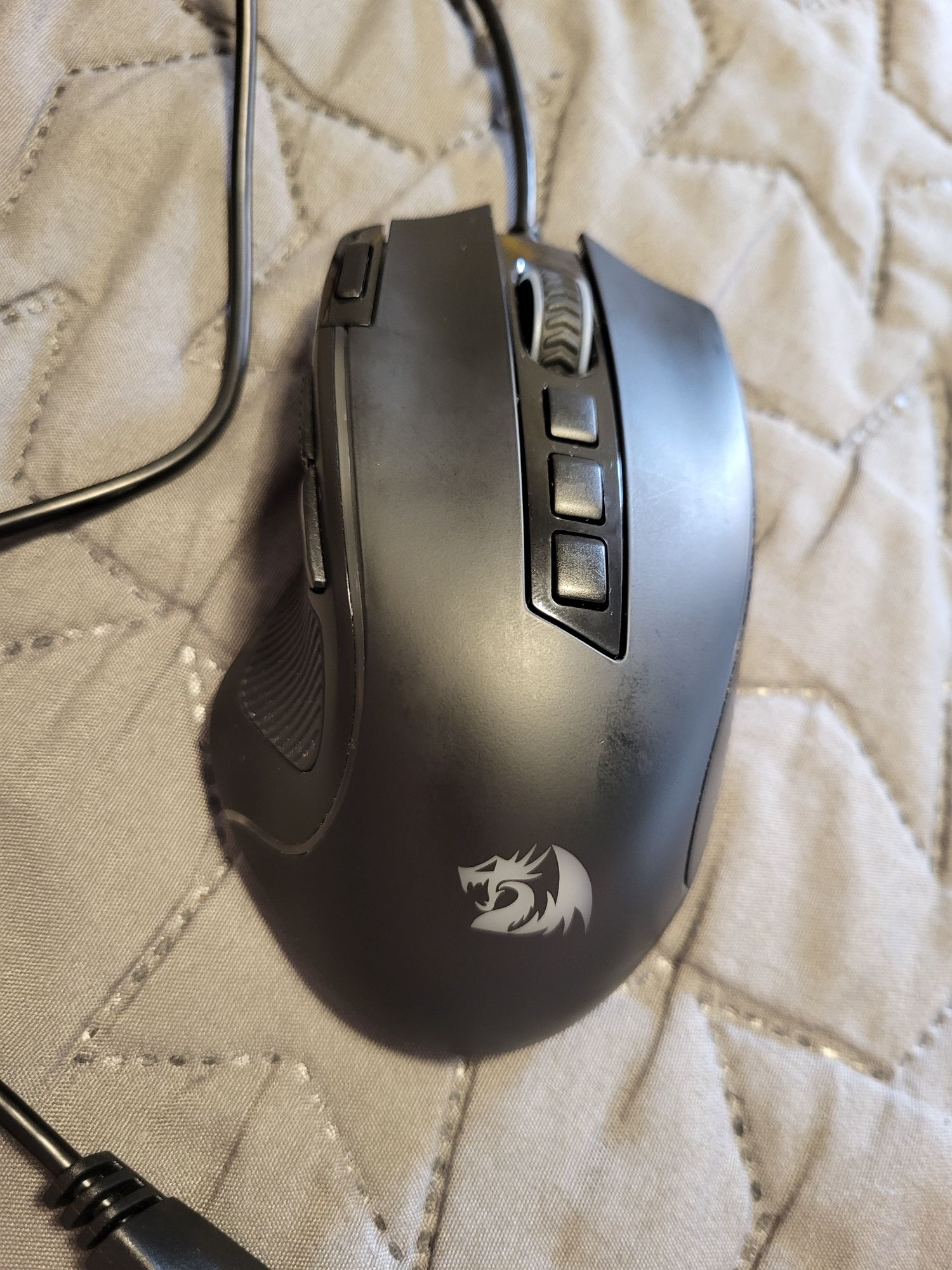 czarna myszka predator "redragon"