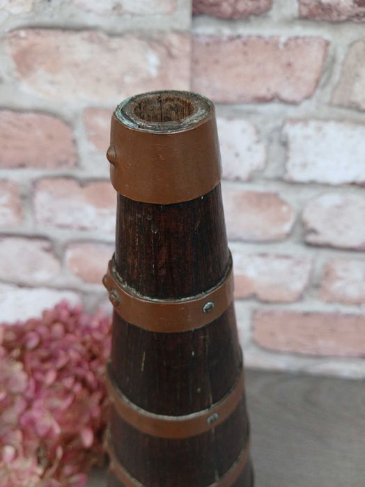 Stara drewniana butelka na wino francuska butelka na cydr