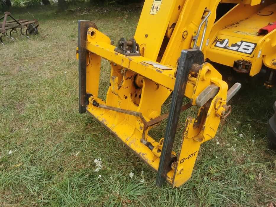 Mocowania JCB Q Fit, zaczep, haki, uchwyt, adapter