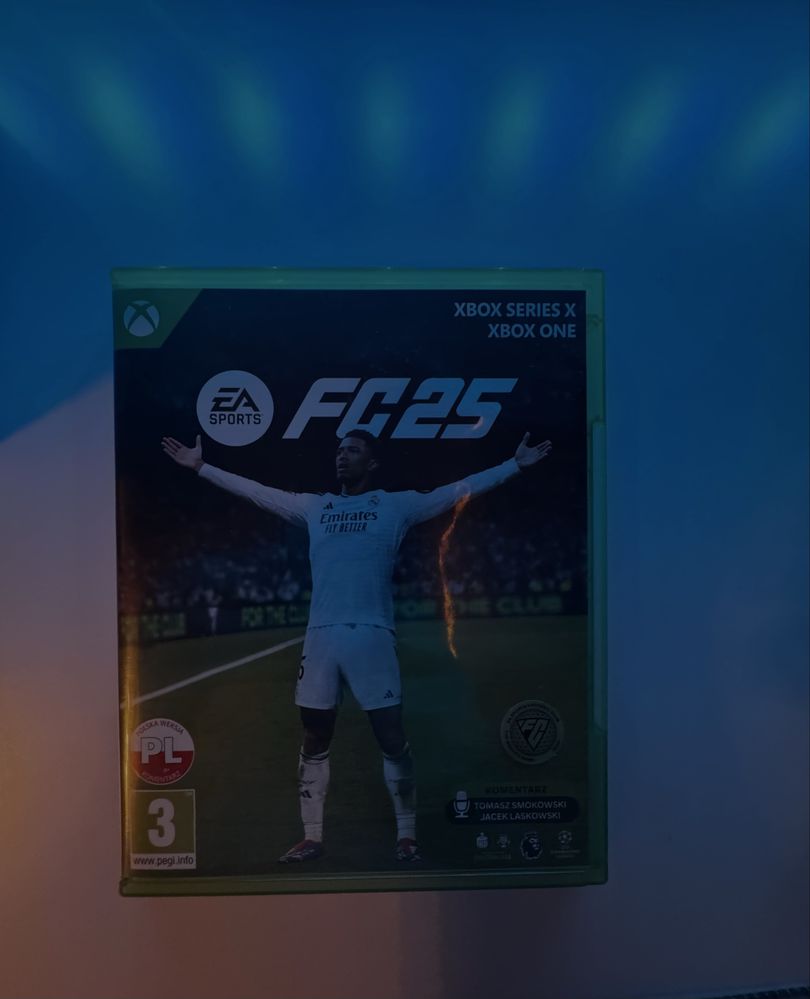 Xbox Series X + 2 pady + FIFA | Stan bardzo dobry | NA GWARANCJI