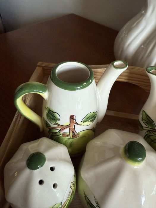 Zestaw do przypraw solniczka pieprzniczka cukierniczka dzbanek dzbanki