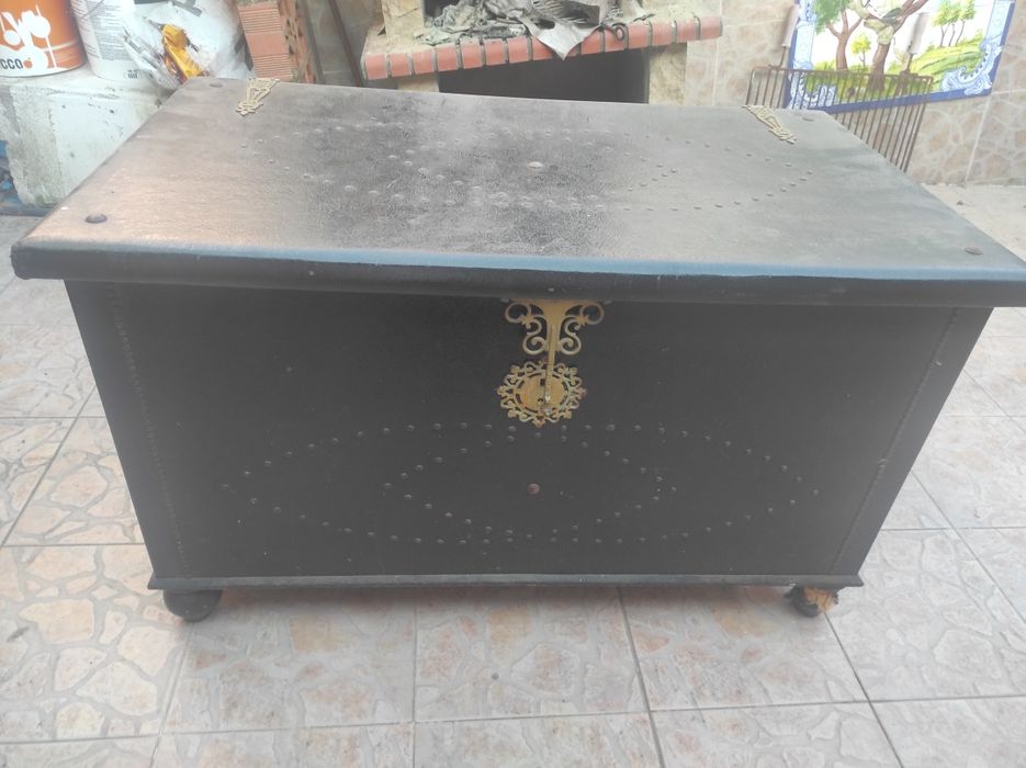 Arca ou baú antigo
