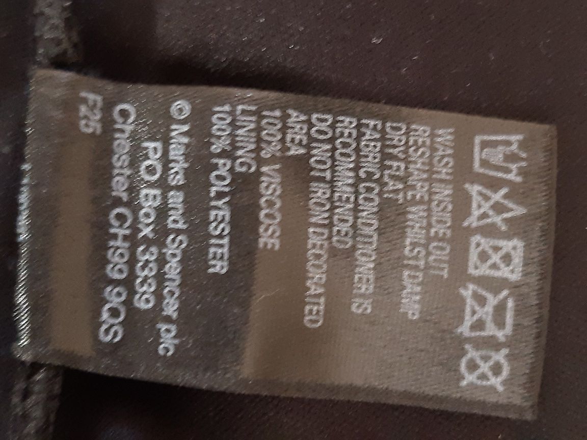 Suknia mini,czarna z cekinami r.36-38"Marks&Spencer "