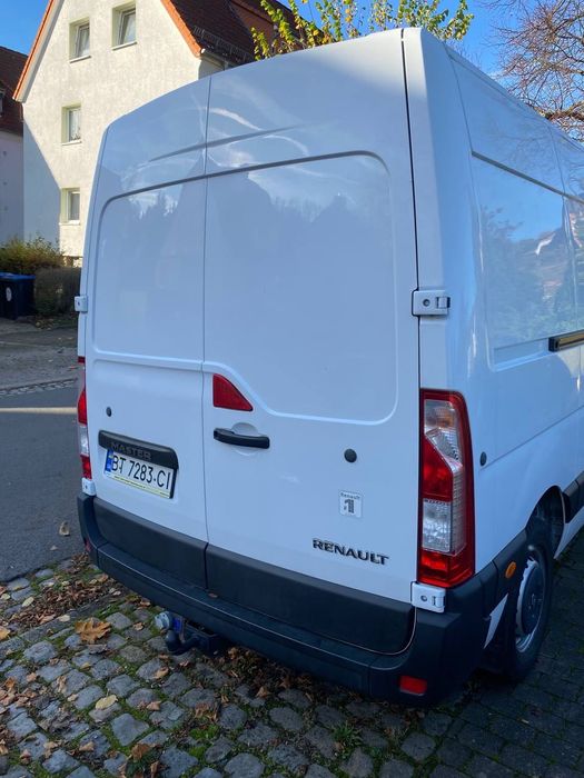 Автомобіль Рено Мастер