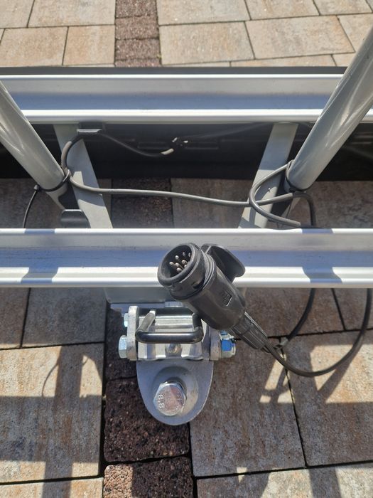 Bagażnik na 3 rowery montowany na hak