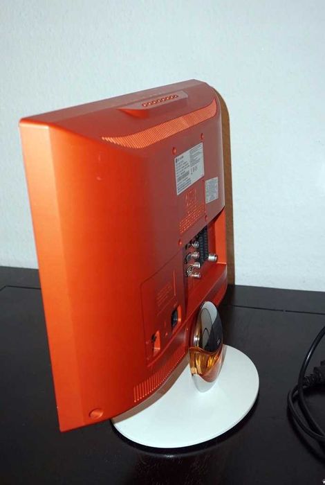 Tv LCD 19 cali LG 19LU5000 HD Ready biały