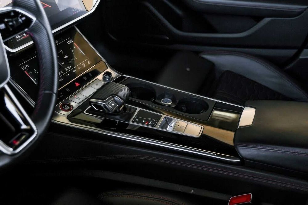 Audi RS7 quattro      2021