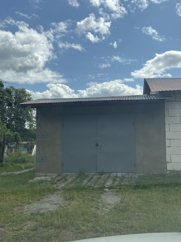 Гараж в центрі міста по вул. Героїв Небесної Сотні 90,92 Амосова 4