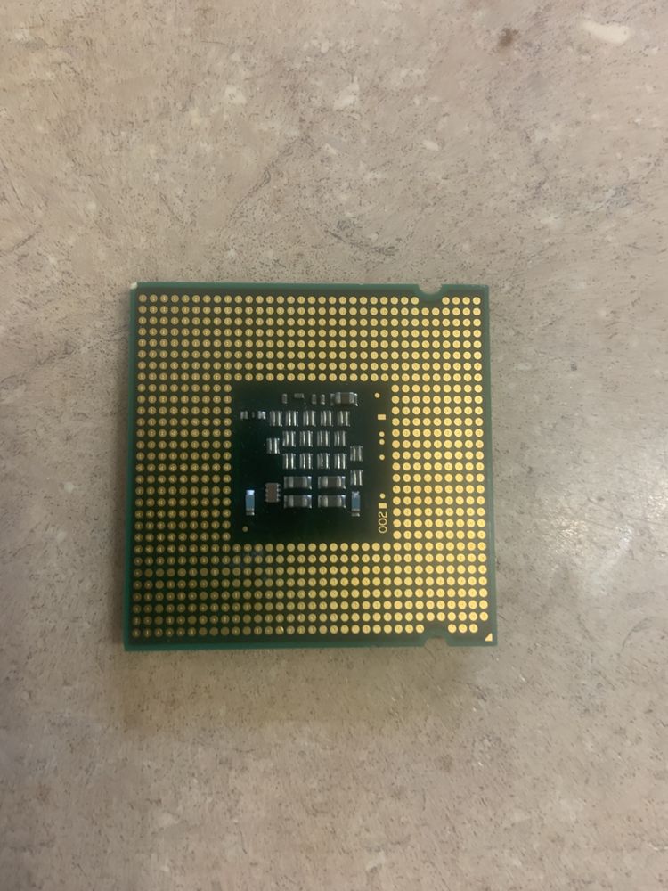 Процесор Celeron 1.8Hgz