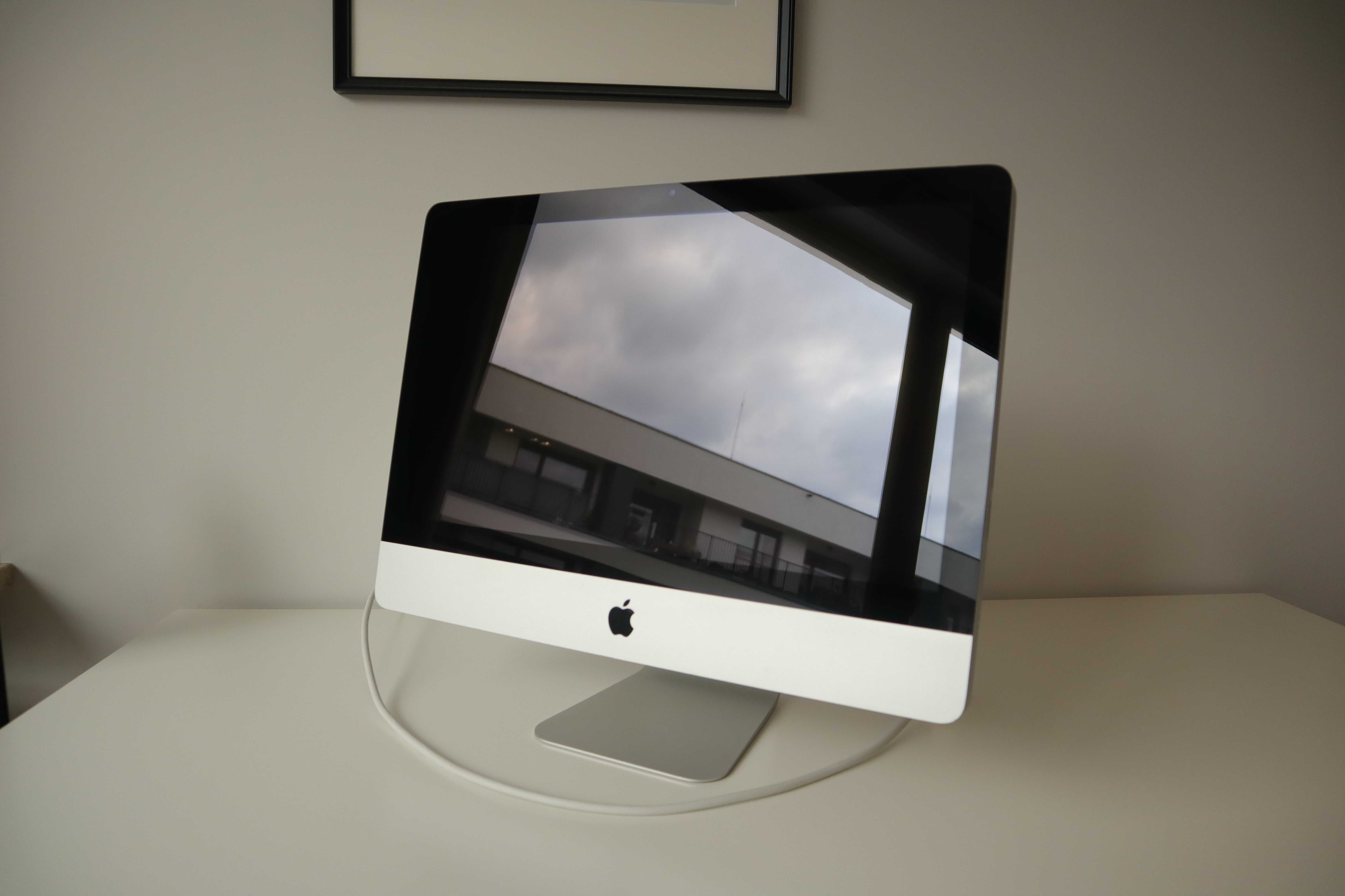 Apple iMac 21.5 cala, Intel Core i7, 16GB RAM, SSD, GPU z API Metal
