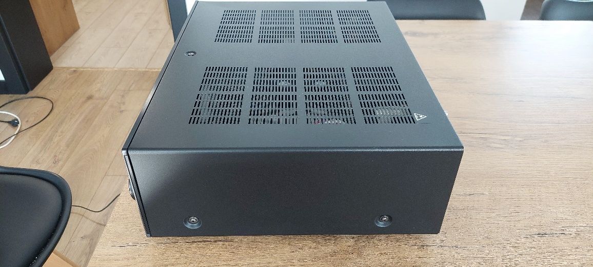 Yamaha r-s300 amplituner stereo