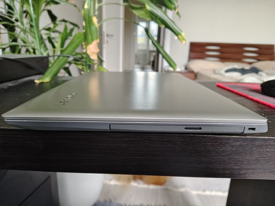 Ноутбук Lenovo IdeaPad 320 15.6" (2.7-3.6 ГГц, 8 Гб RAM + 600 Гб)