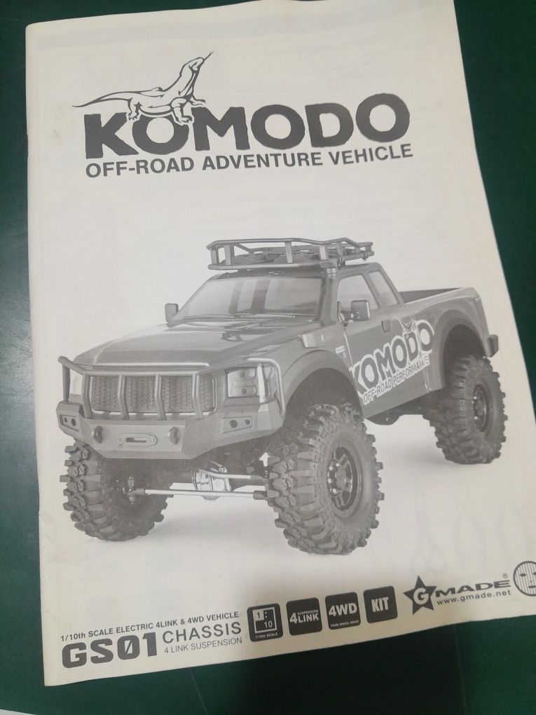 Машинка на радиоуправленит GMADE 1/10 GS01 KOMODO TRUCK SCALE CRAWLER