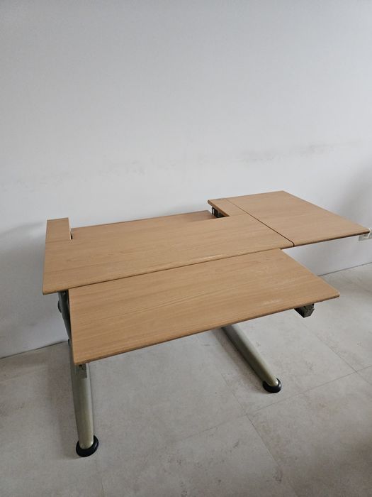 Biurko regulowane MOLL