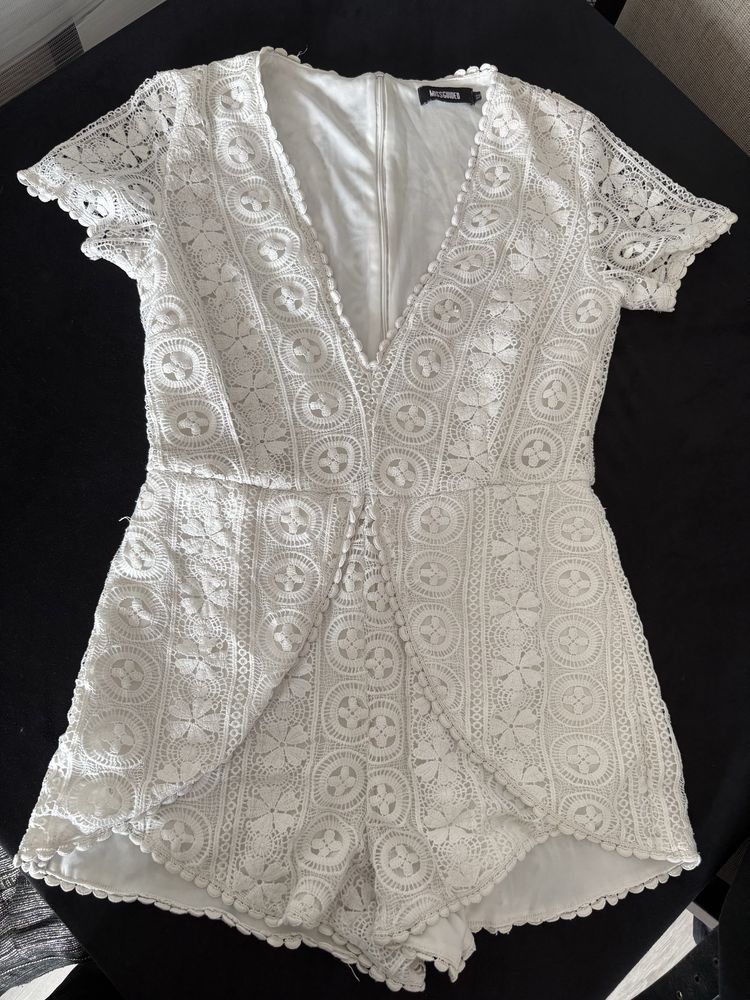 Missguided Kombinezon haftowany