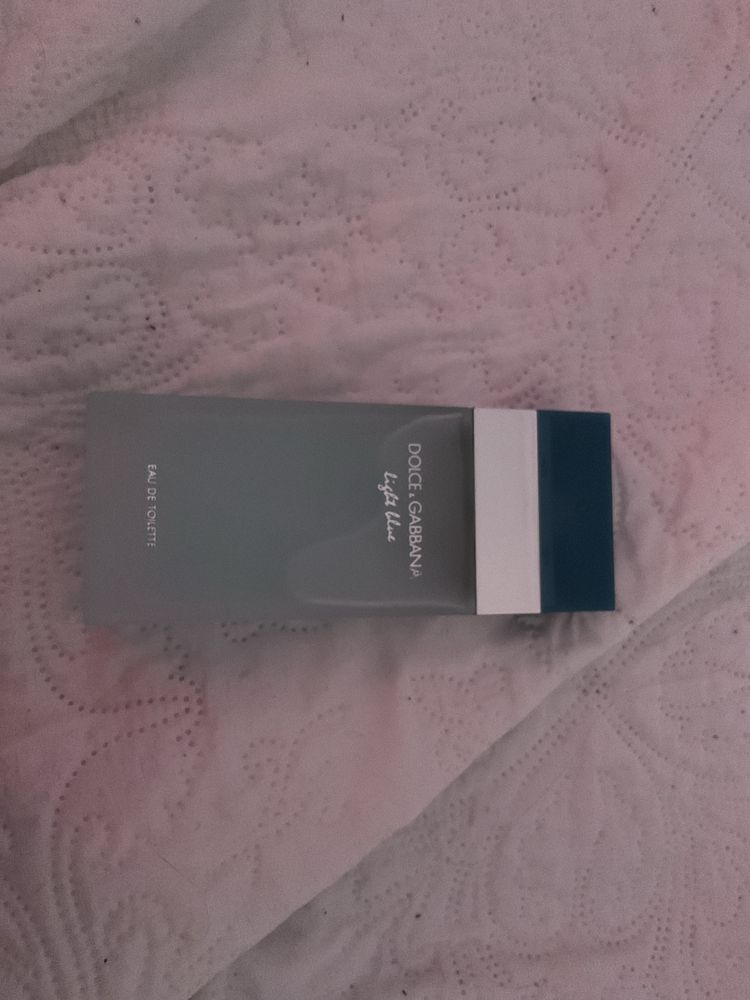 Perfume Dolce & Gabanna- light blue