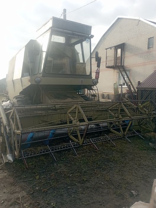 Комбайн Fortschritt e512