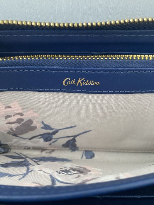 Великий шкіряний гаманець від Cath Kidston