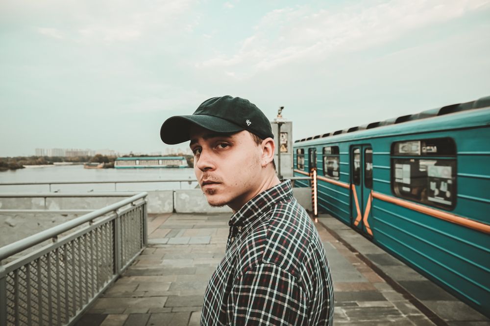 Уроки гри на гітарі та укулеле!