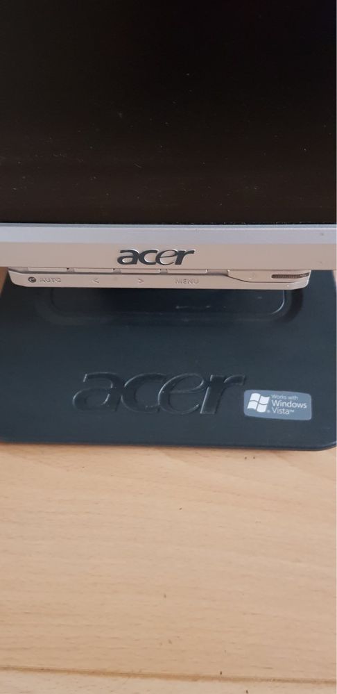 Monitor acer 15 cali