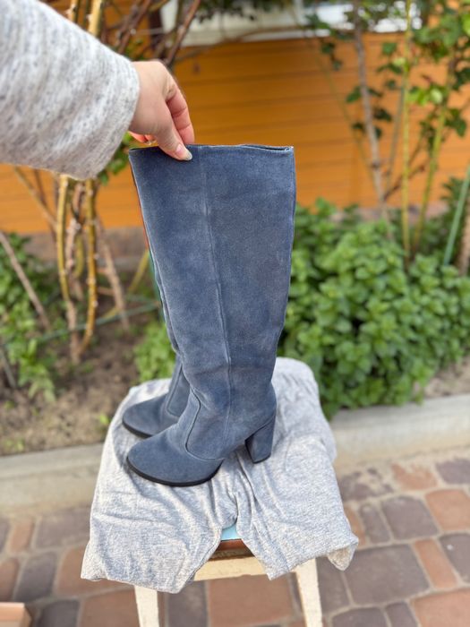 Замшеві чоботи джинсового кольору 37р.