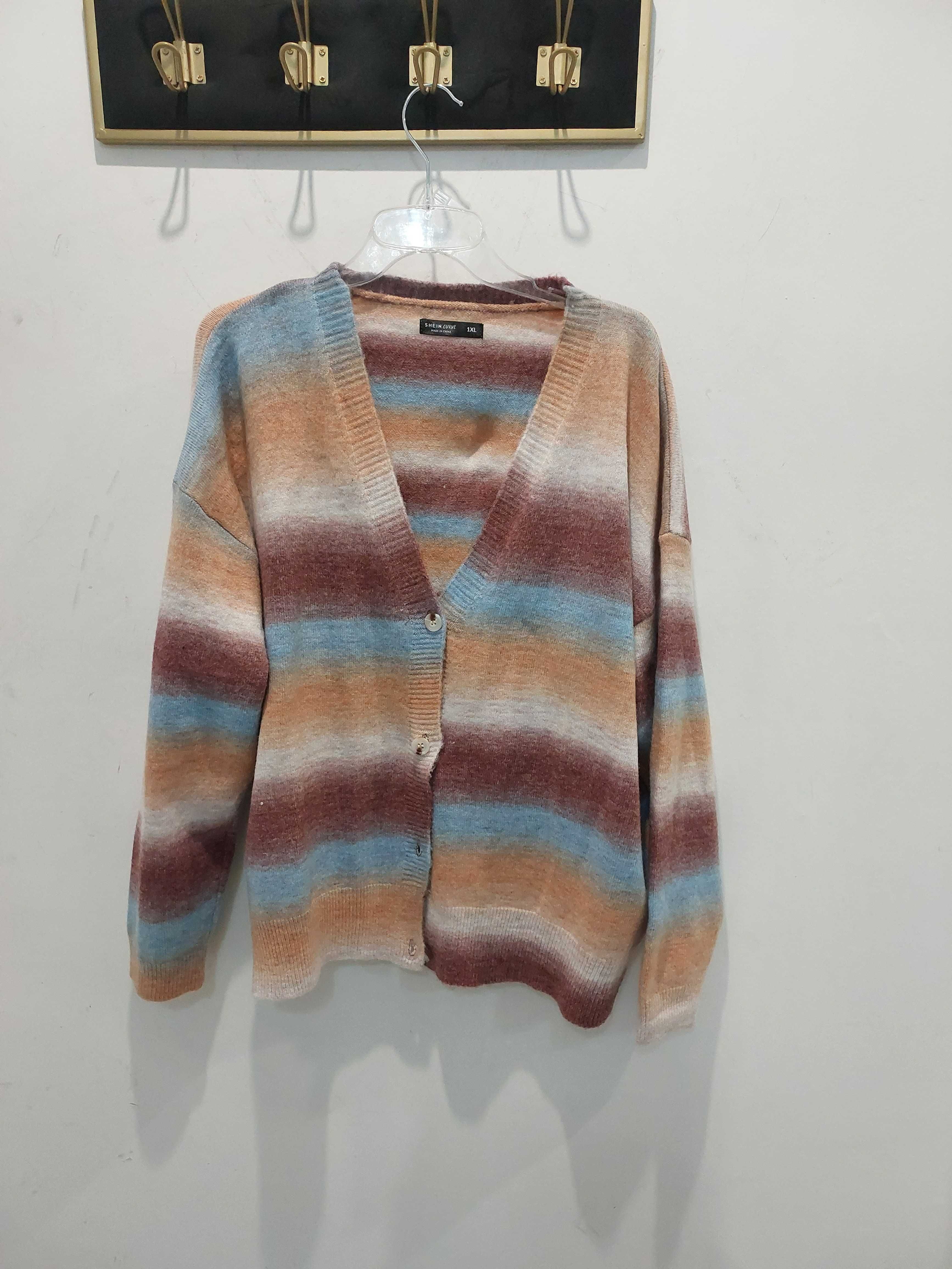 sweter narzuta shein akryl xl paski pastelowy