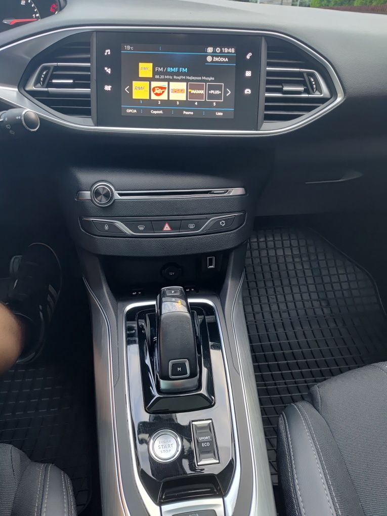 Peugeot 308 SW, 2019r, Allure, Full LED, EAT8, Biała perła, 104tyś.
