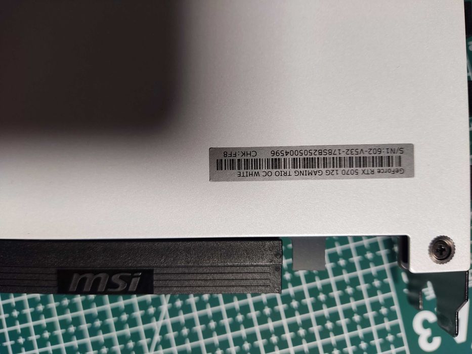 Відеокарта MSI GeForce RTX 5070 Gaming Trio White