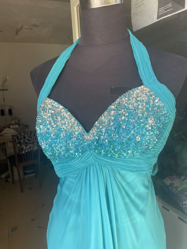 Vendo vestido de mulher