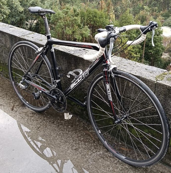 Bicicleta estrada scott