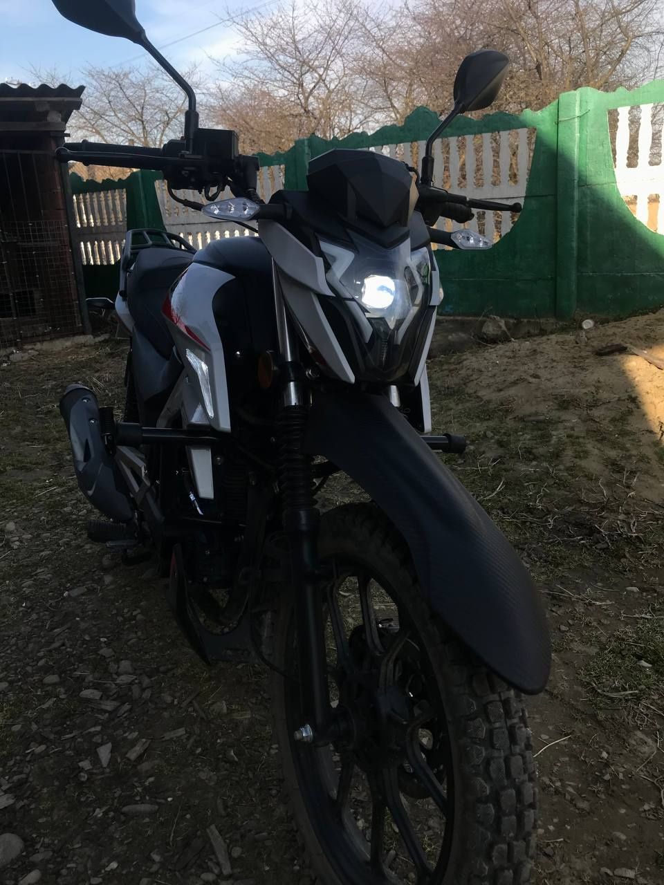 Продам срочно мотоцикл spark 200