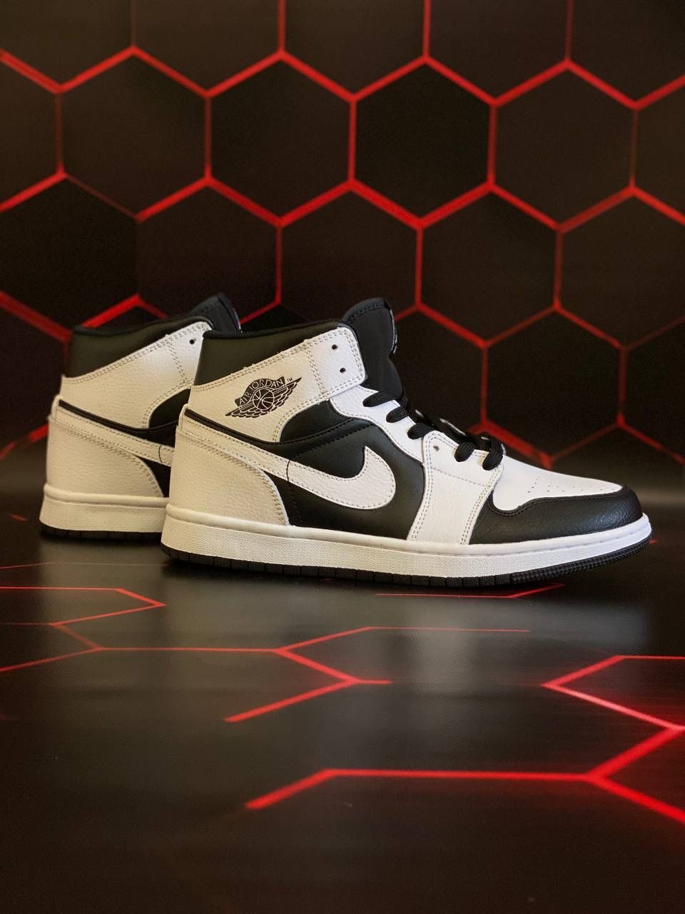 Кроссовки Nike Air Jordan 1 Retro High